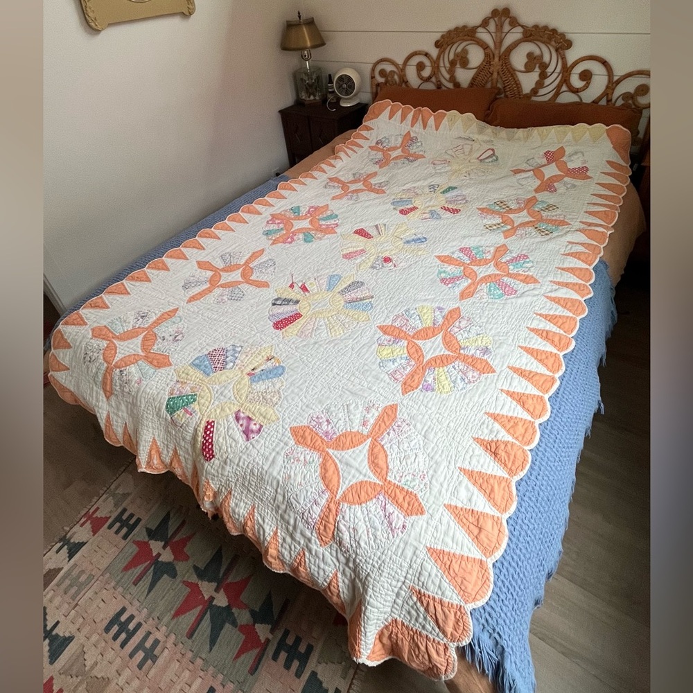 Vintage Antique Dresden Plate Floral 40s 50s Handmade Feedsack Cutter Twin Quilt